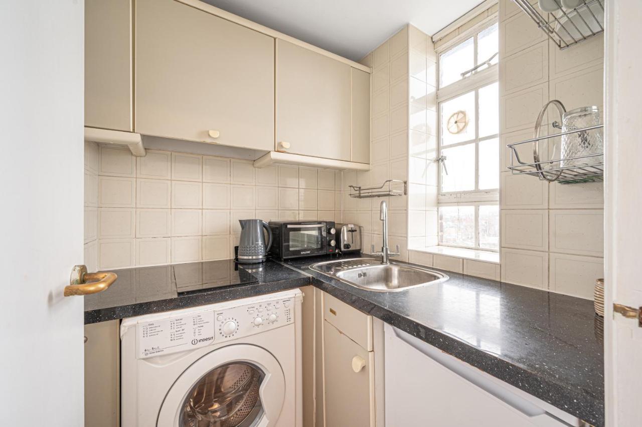 South Kensington Excellent Location Studio At Chelsea Cloister Hotel Londen Buitenkant foto